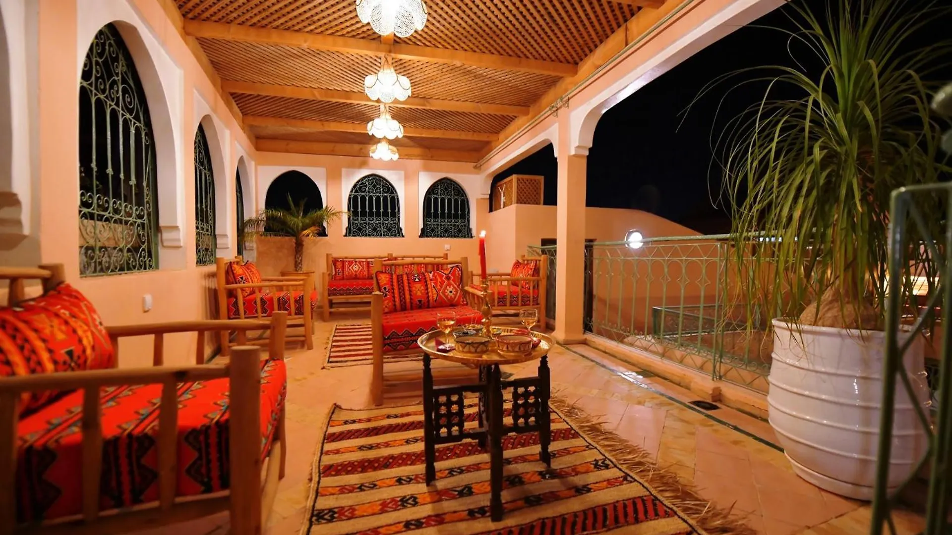Riad Zina Rose 89 Marrakesh