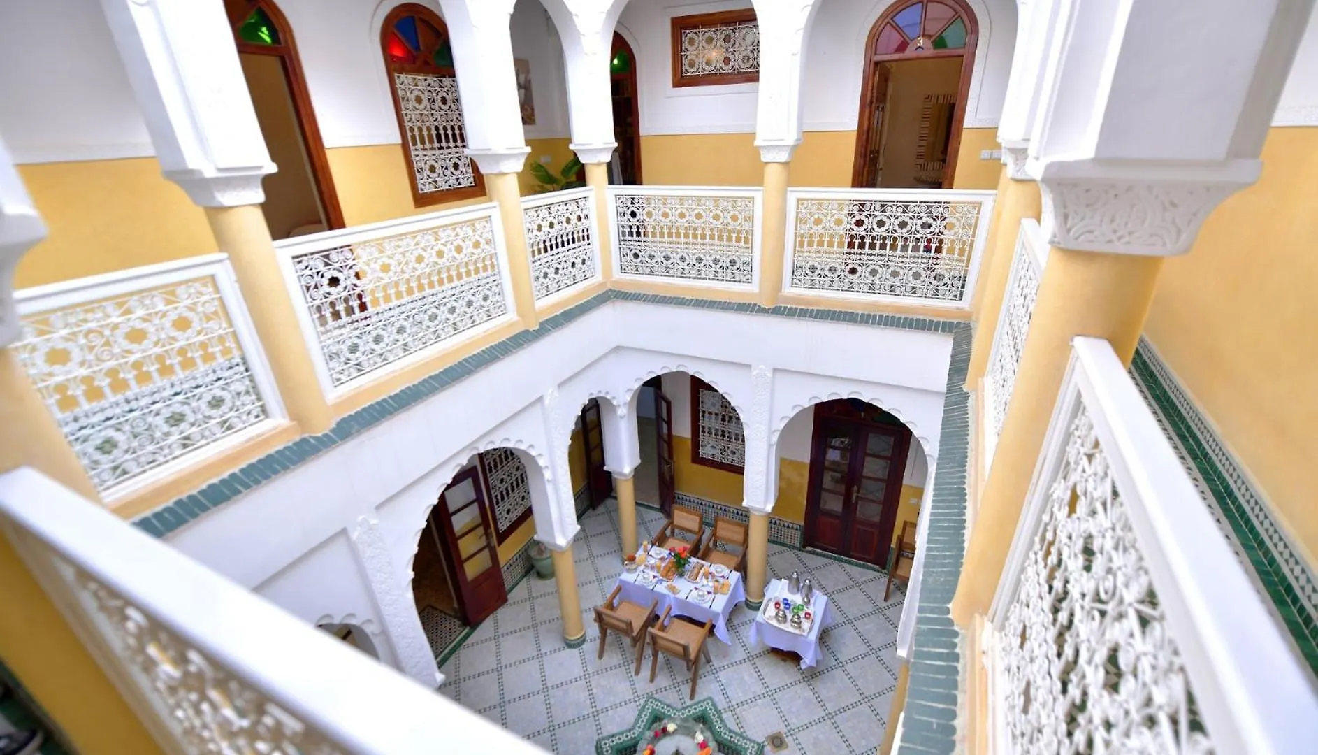 Riad Zina Rose 89 Marrakesh
